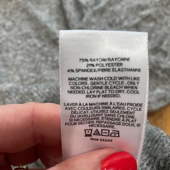 Express. Medium. Cowl neck sweater - Picture 6 of 10